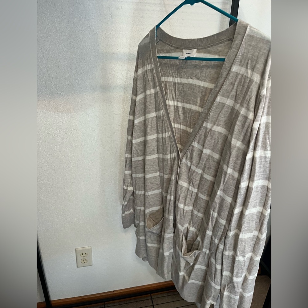 Old Navy cardigan xxl